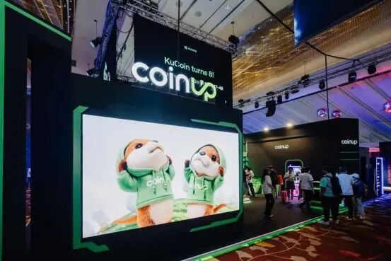 Coinup交易所删负面、刷好评：平台币快归零，提现不到账，这是要关网跑路？