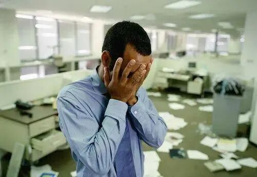 迪维交易（DV Trading）是不是资金盘？调查显示其AI量化投资模式风险极高