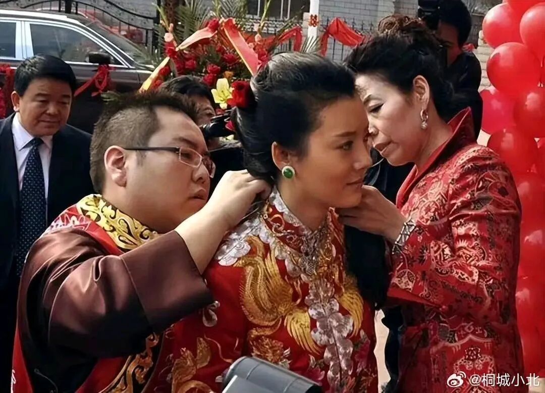 从山西首富到悬赏逃犯,深扒海鑫集团的惊天覆灭!